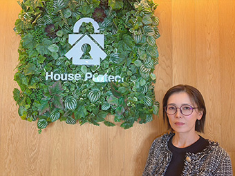 �q���a��